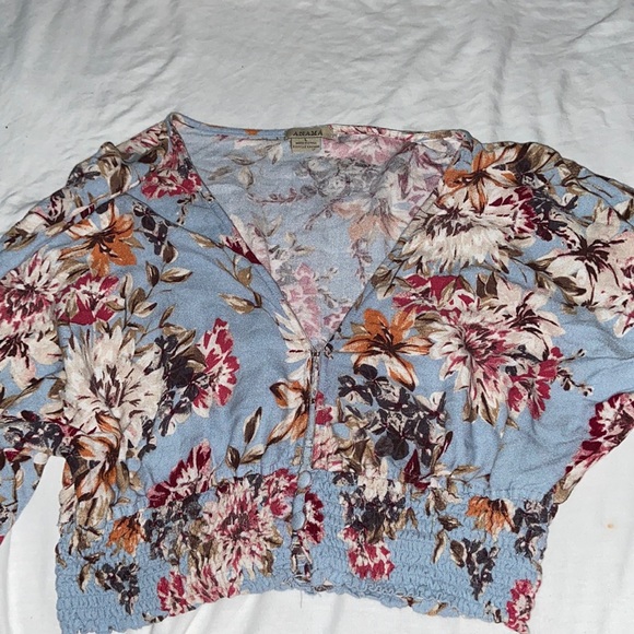 Shirt - Picture 1 of 2